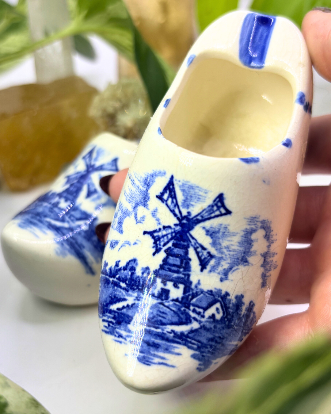 Porcelain Delft Blue Clog Ashtray Set 1