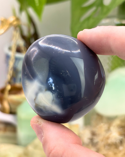 Orca Agate Palm Stone