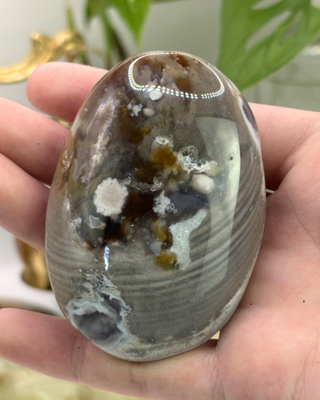 Black Flower Agate Palm Stone 1