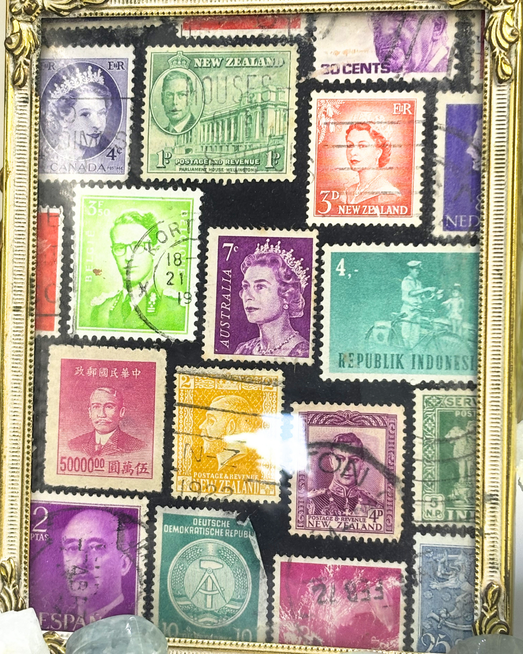 Small Colourful Cameos Vintage Stamp Frame
