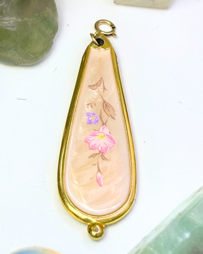 Pink Mother of Pearl Gold Spoon Charm