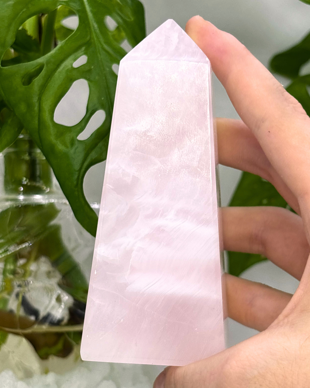 Large Mangano Calcite Tower UV Reactive