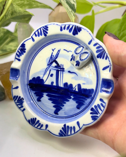 Porcelain Delft Blue Ashtray with Mini Clogs