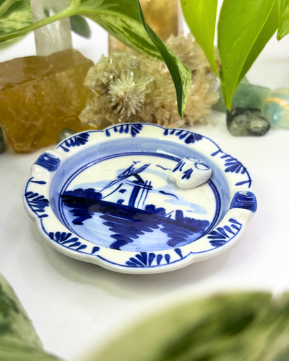 Porcelain Delft Blue Ashtray with Mini Clogs