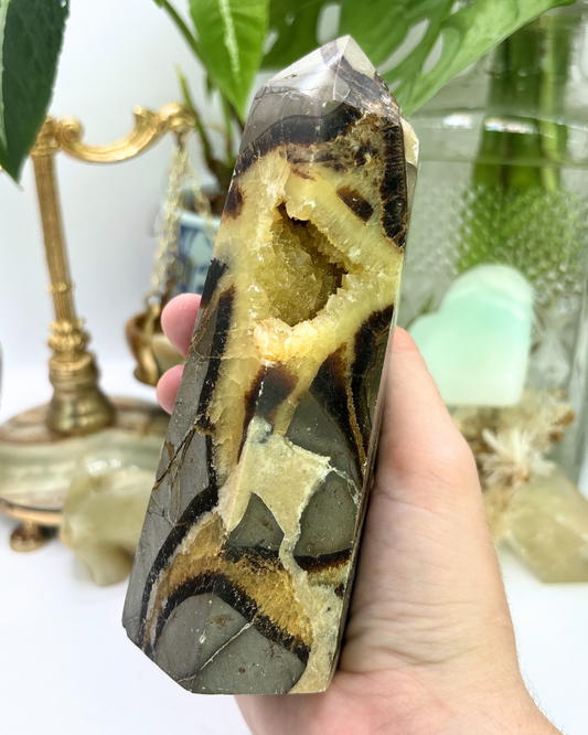 XL Septarian Tower