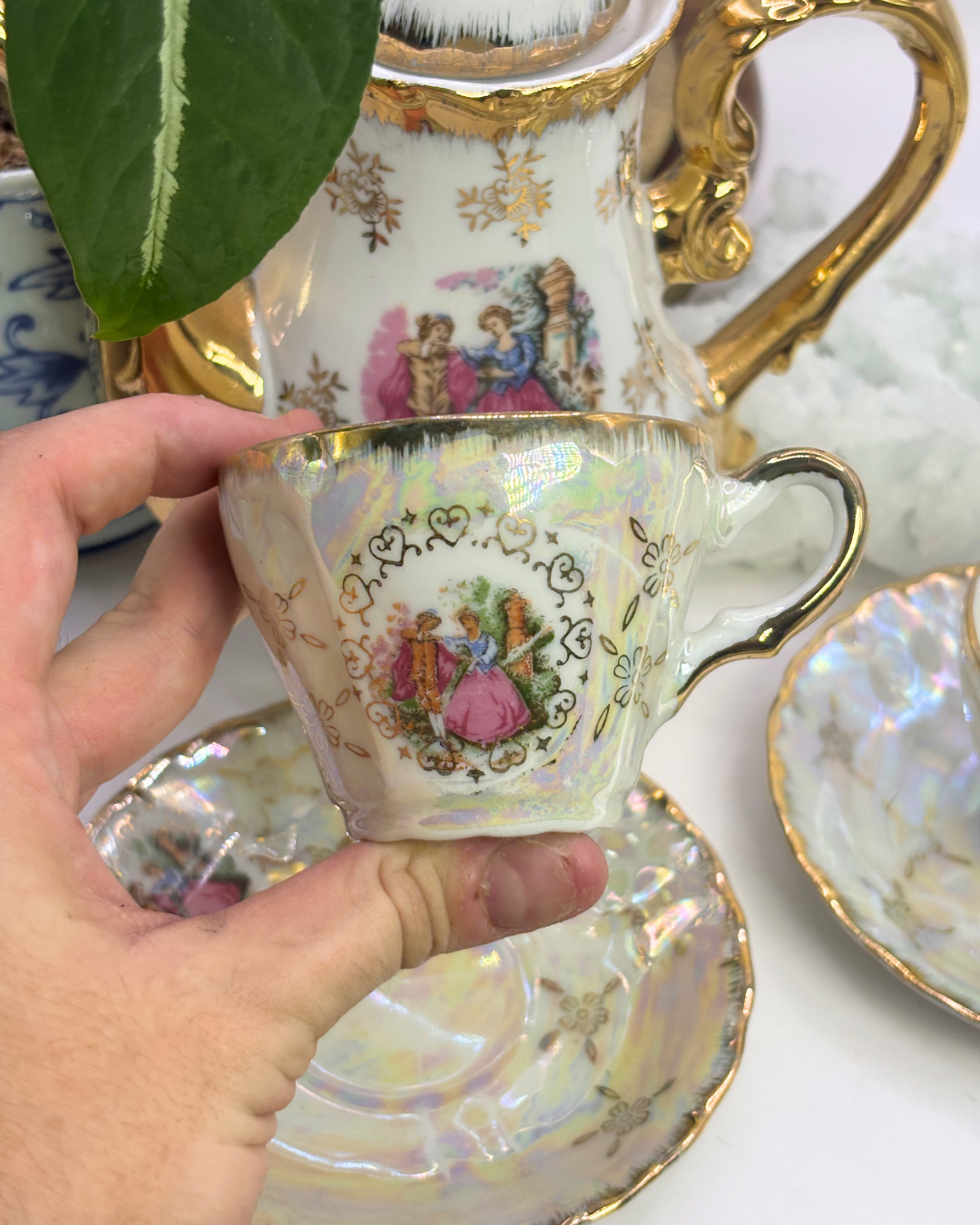 Japanese Wellington Iridescent Love Story Tea Pot & Tea Set