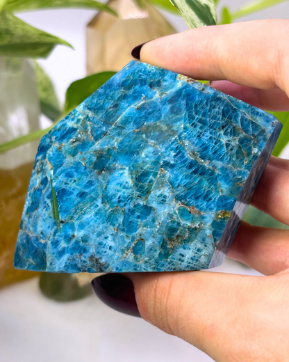 Apatite Freeform