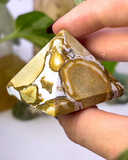 Spotted Agate Pyramid