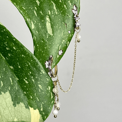 The Guide Crystals Gold | 1 PC Single Moonstone Waterfall Earring Chain