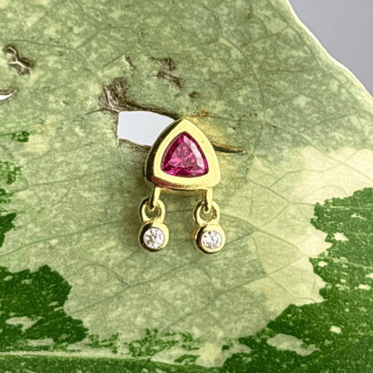 The Guide Crystals Gold | 1 PC Single Rose Sparkle Charm Zirconia Stud Earrings