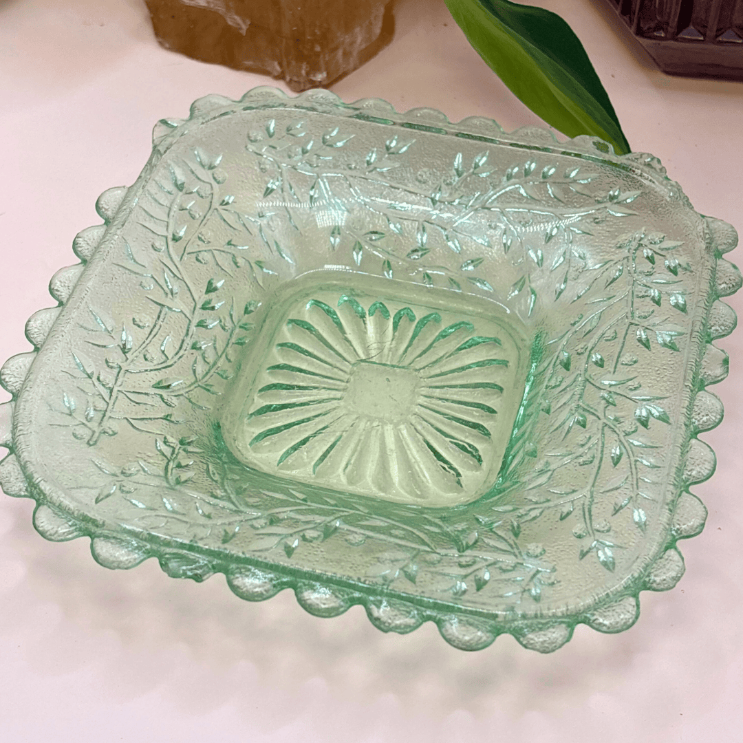 The Guide Crystals Leaves Vintage Green Glass Trinket Dish AVAILABLE 1/11!