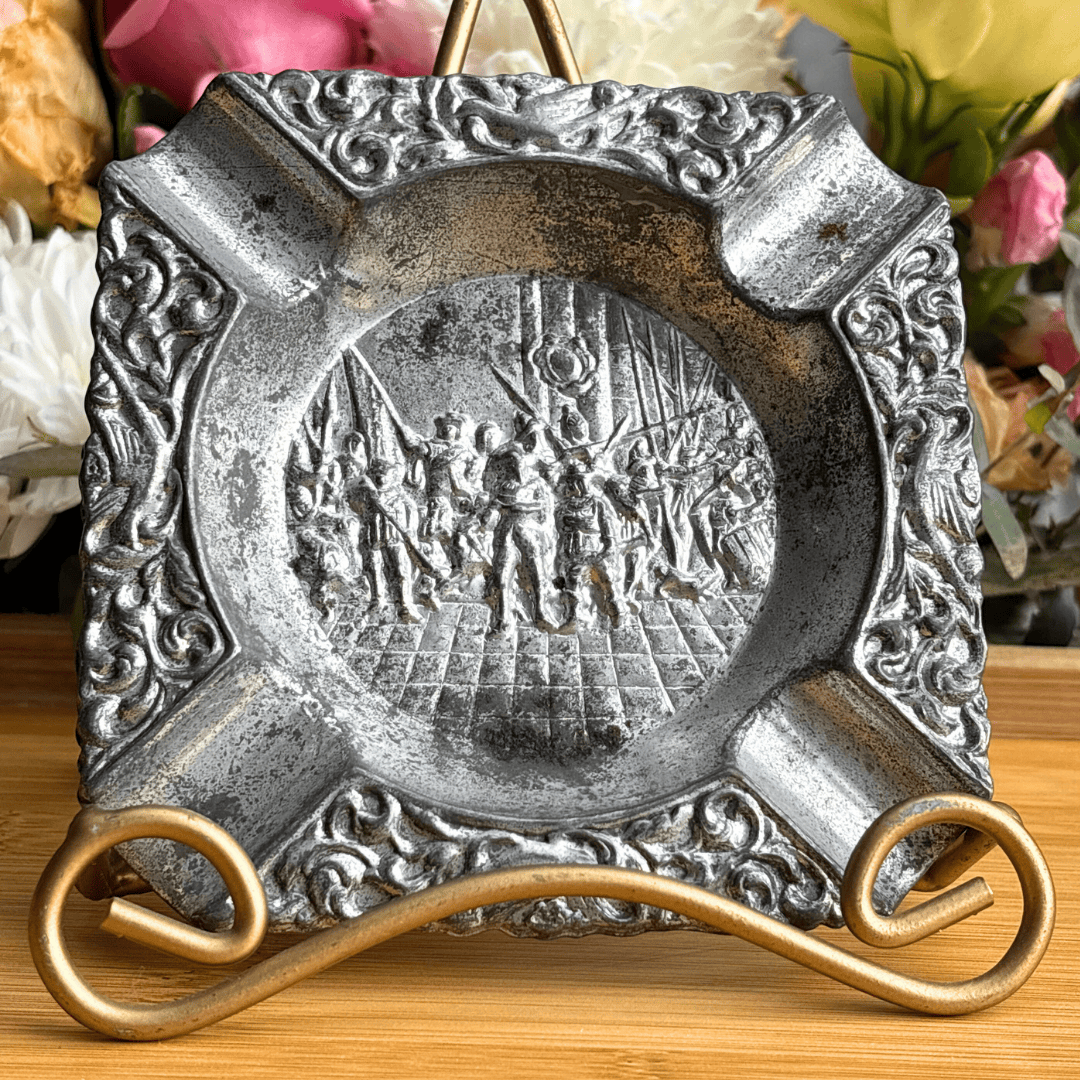 The Guide Crystals Vintage Silver Ashtray Holland Soldiers AVAILABLE 1/11!