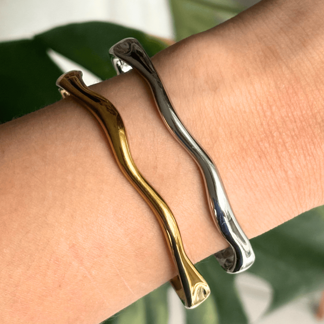 The Guide Crystals Wavy Gold Cuff Bracelet