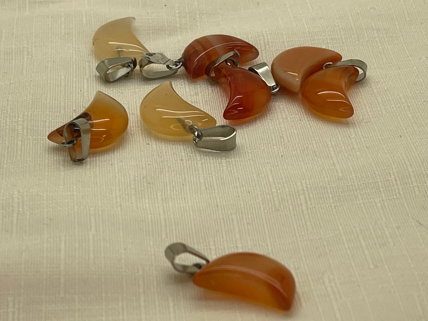 Carnelian Mini Moon Silver Necklace