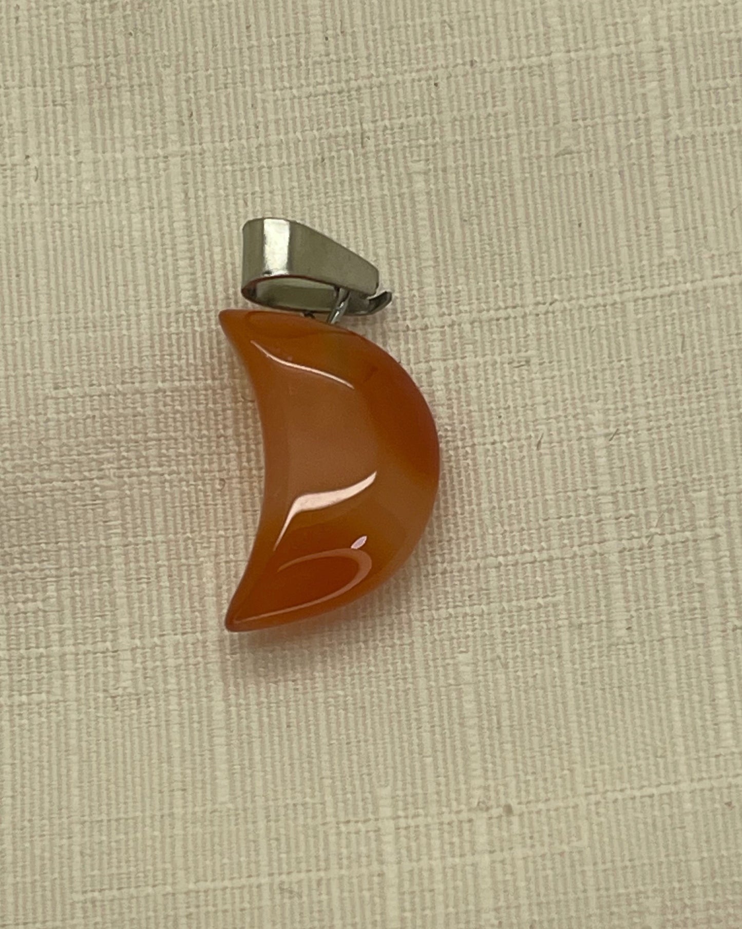 Carnelian Mini Moon Silver Necklace