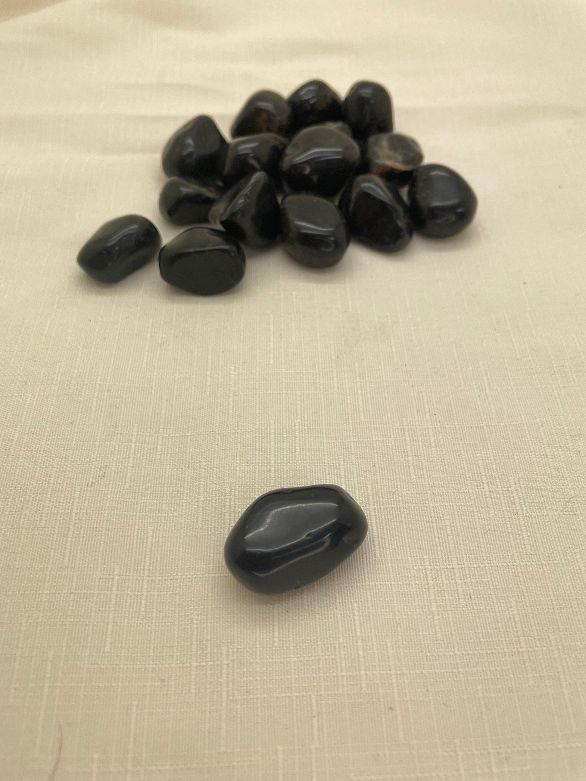 The Guide Crystals tumble Black Onyx Tumbled Stone Mini